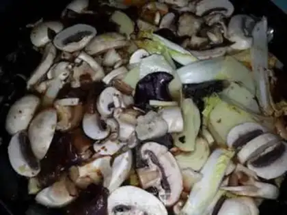 Make Seafood pot step 10