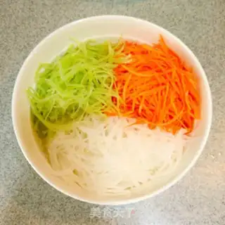 Make Spring rolls step 3