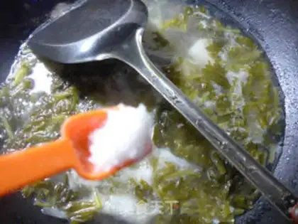 Make Snow shrimp soup step 5