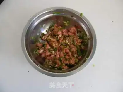 Make Celery beef cake step 2