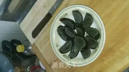 Make Frozen eggs step 1