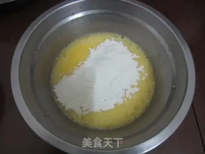 Make High pink sesame cake rolls step 5