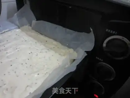 Make High pink sesame cake rolls step 13