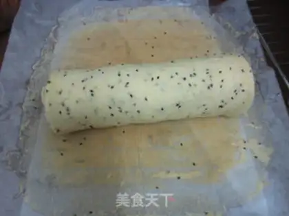 Make High pink sesame cake rolls step 16