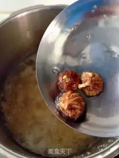 Make A silver spoon of figs step 4