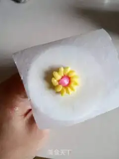 Make Spam plant cupcakes step 17