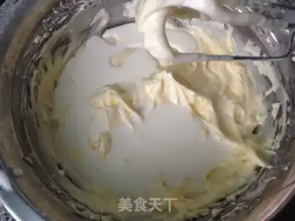 Make A bouquet cake step 4