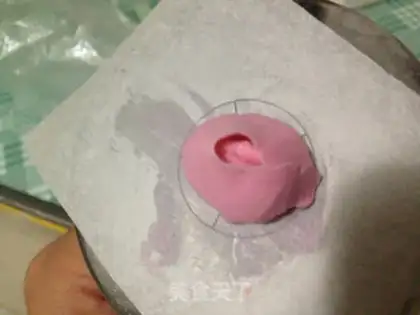 Make A bouquet cake step 7
