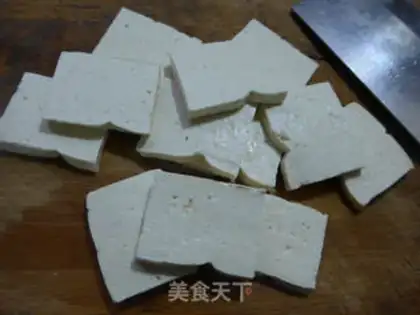 Make Eggs, pork, tofu step 6