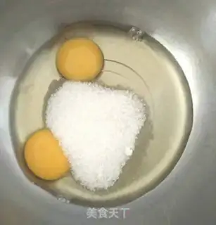 Make Cupcake flower step 1