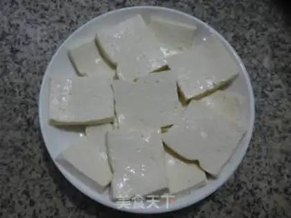 Make Eggs, pork, tofu step 7