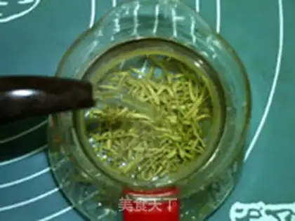 Make Gold and silver tea step 2