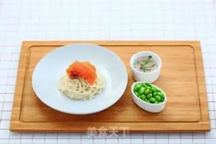 Make The salmon, the garlic beans step 1