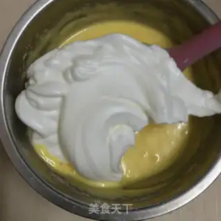 Make Mango cream roll step 6