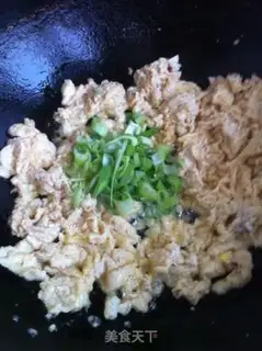 Make Crab sauce and egg fried rice step 8