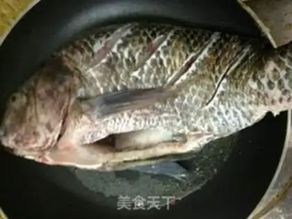 Make A red-burned tilapia step 1