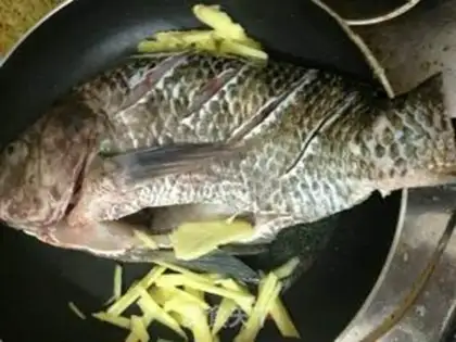 Make A red-burned tilapia step 2