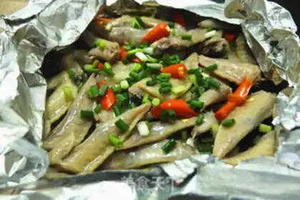 Make Tin paper and chicken wings step 8
