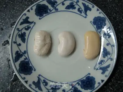 Make Homemade moon cakes step 2