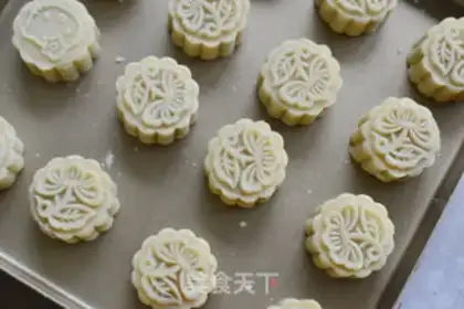 Make Lian Yuen Yuen step 14