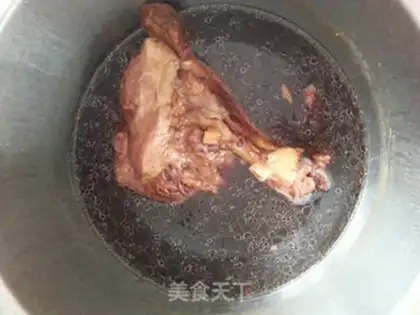 Make Stinky leg bones step 5