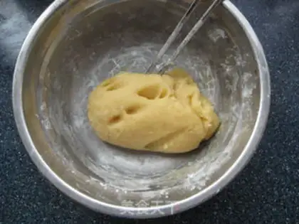 Make Homemade moon cakes step 20