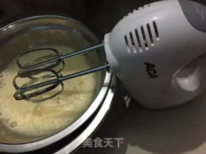Make Coco cream and flowers step 2