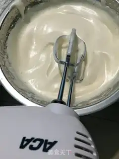 Make Coco cream and flowers step 3