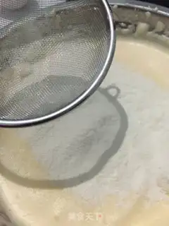 Make Coco cream and flowers step 4