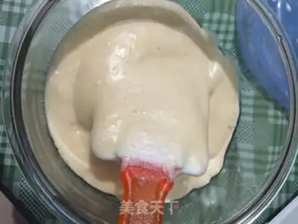 Make Coco cream and flowers step 5