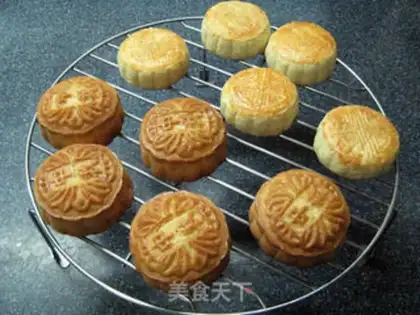 Make Homemade moon cakes step 33