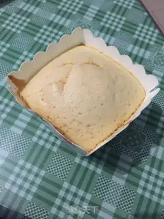 Make Coco cream and flowers step 10