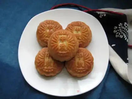 Make Homemade moon cakes step 34