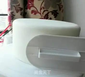 Make Wedding cake -- the European dress step 4