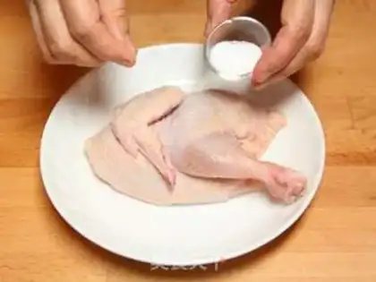Make ♪ Spring chicken and red wild berry ♪ step 1