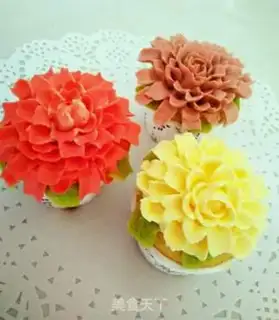 Make Qiu Ju Cupcake step 26