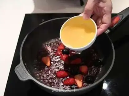 Make ♪ Spring chicken and red wild berry ♪ step 6