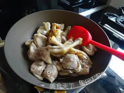 Make A red roasted chicken step 4