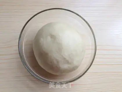 Make Fresh meat mooncake step 2