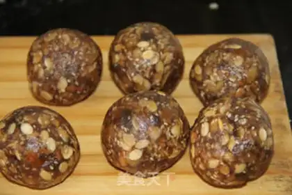 Make A wide moon cake step 3