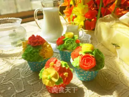 Make A flower cupcake step 28