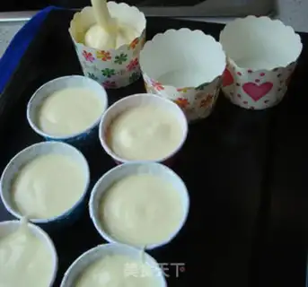Make SpongeBob cake step 13