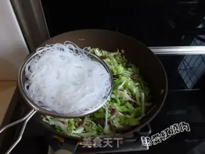 Make A cabbage and a fan step 7