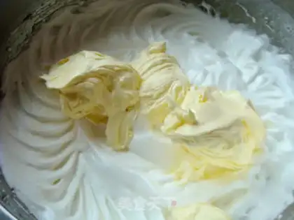 Make SpongeBob cake step 24