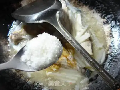 Make Carrot burns rubber fish step 7