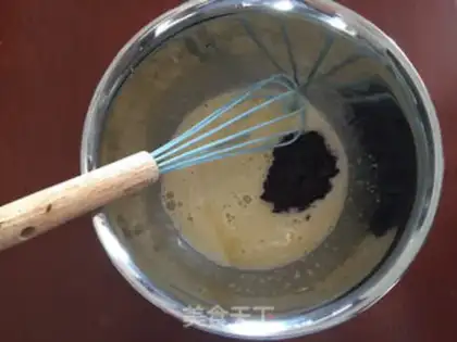 Make Heart-shaped blueberry cake step 5
