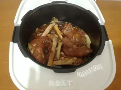 Make Red sheep hoof step 12