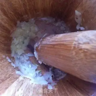 Make Homemade garlic sausage step 1