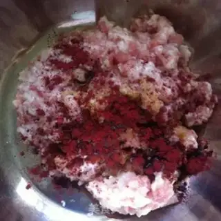 Make Homemade garlic sausage step 2