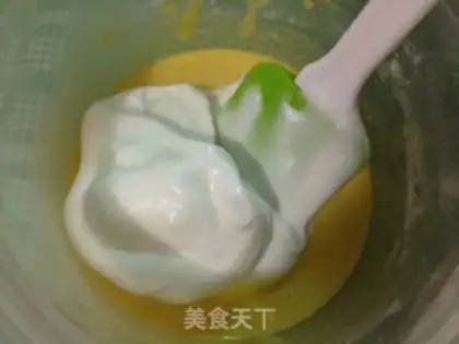 Make The original cake roll step 4
